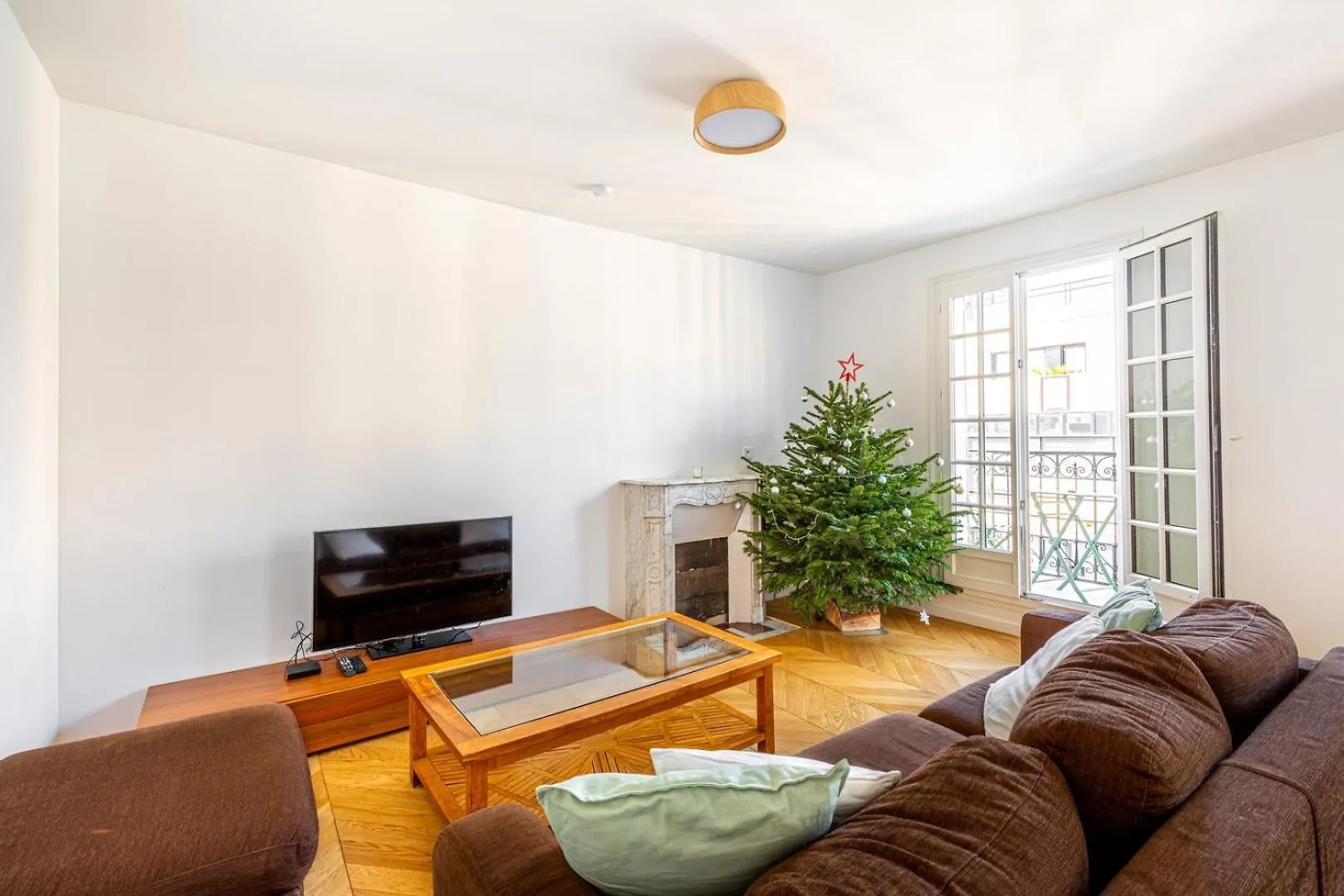 Guestready - Confort Familial Avec Balcon Paris 0*,